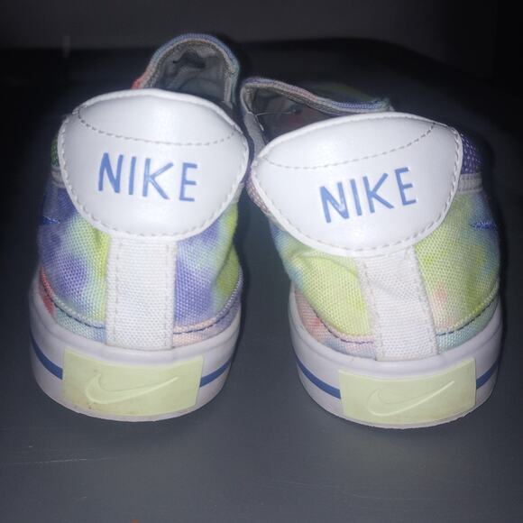 Women's Nike Court Legacy Tie Dye Slip-On 9 CZ1752 Canvas Skate Shoes - Picture 3 of 3